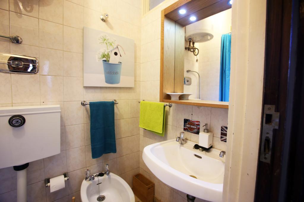 Studio Downtown Porto Luaran gambar